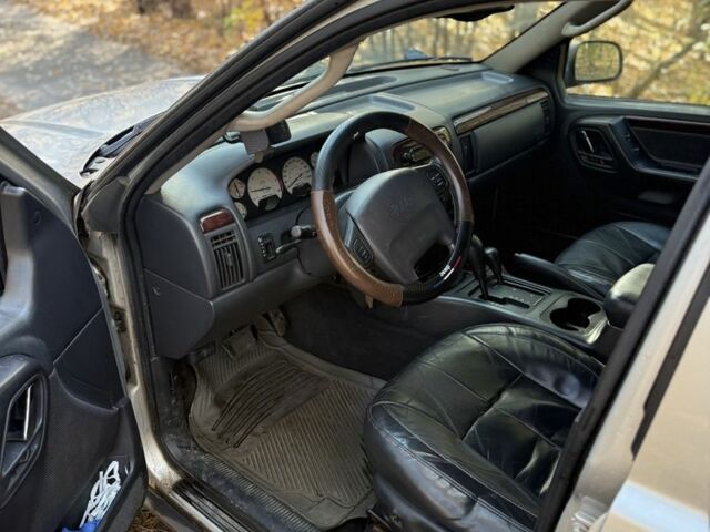 Джип Grand Cherokee 2002 у Києві на Automoto.ua Бежевий Джип Grand Cherokee, об'ємом двигуна 1.2 л та пробігом 280 тис. км за 3700 $, фото 7 на Automoto.ua