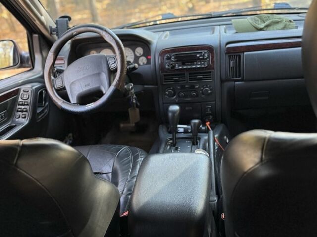 Джип Grand Cherokee 2002 у Києві на Automoto.ua Бежевий Джип Grand Cherokee, об'ємом двигуна 1.2 л та пробігом 280 тис. км за 3700 $, фото 12 на Automoto.ua