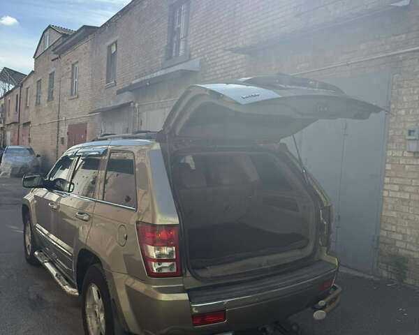 Бежевий Джип Grand Cherokee, об'ємом двигуна 2.99 л та пробігом 370 тис. км за 7500 $, фото 7 на Automoto.ua