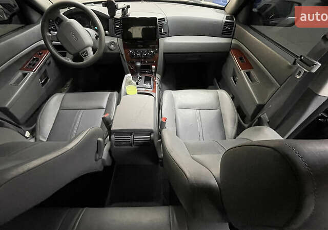 Бежевий Джип Grand Cherokee, об'ємом двигуна 3 л та пробігом 228 тис. км за 10950 $, фото 23 на Automoto.ua