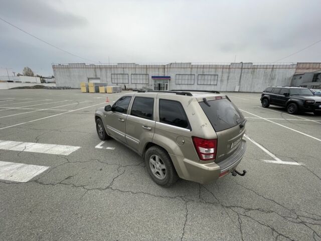 Бежевий Джип Grand Cherokee, об'ємом двигуна 0 л та пробігом 218 тис. км за 4499 $, фото 2 на Automoto.ua