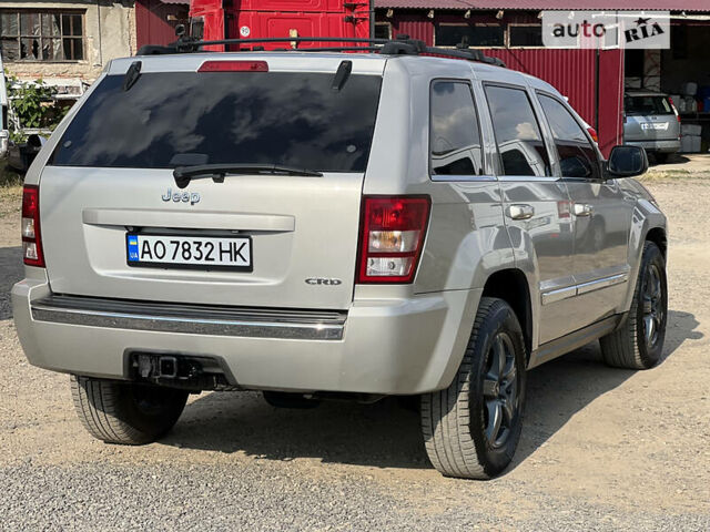 Бежевий Джип Grand Cherokee, об'ємом двигуна 3 л та пробігом 296 тис. км за 11000 $, фото 21 на Automoto.ua