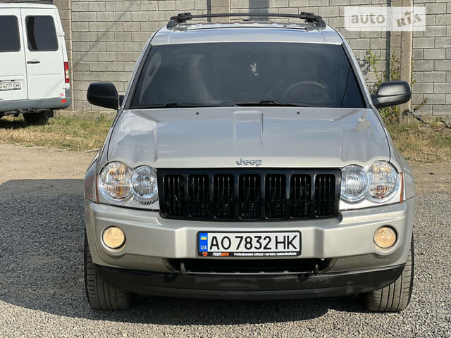 Бежевий Джип Grand Cherokee, об'ємом двигуна 3 л та пробігом 296 тис. км за 11000 $, фото 16 на Automoto.ua