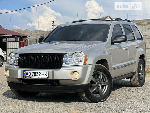 Бежевий Джип Grand Cherokee, об'ємом двигуна 3 л та пробігом 296 тис. км за 11000 $, фото 1 на Automoto.ua