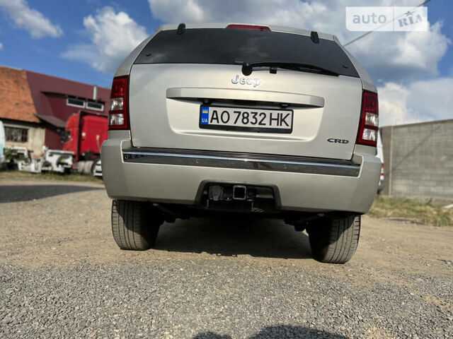 Бежевий Джип Grand Cherokee, об'ємом двигуна 3 л та пробігом 296 тис. км за 11000 $, фото 18 на Automoto.ua