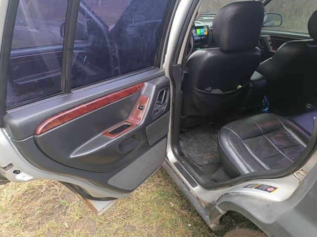 Черный Джип Гранд Чероки, объемом двигателя 2.7 л и пробегом 380 тыс. км за 4700 $, фото 11 на Automoto.ua