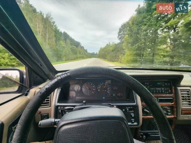 Чорний Джип Grand Cherokee, об'ємом двигуна 5.2 л та пробігом 350 тис. км за 5000 $, фото 8 на Automoto.ua