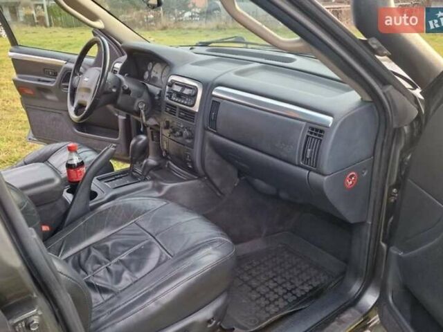 Чорний Джип Grand Cherokee, об'ємом двигуна 2.7 л та пробігом 275 тис. км за 3750 $, фото 7 на Automoto.ua