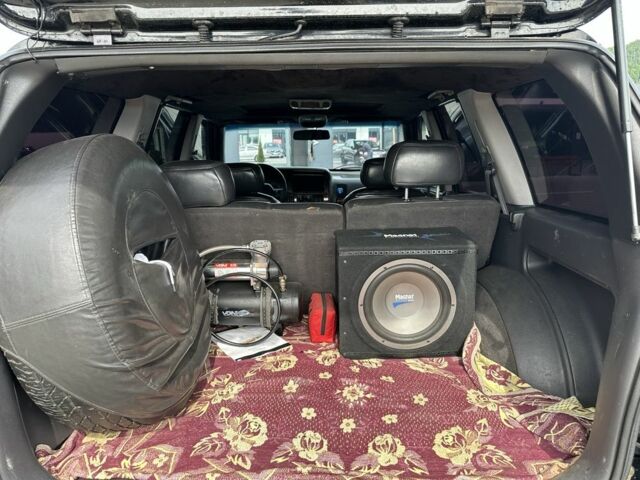 Черный Джип Гранд Чероки, объемом двигателя 5.2 л и пробегом 300 тыс. км за 7500 $, фото 4 на Automoto.ua