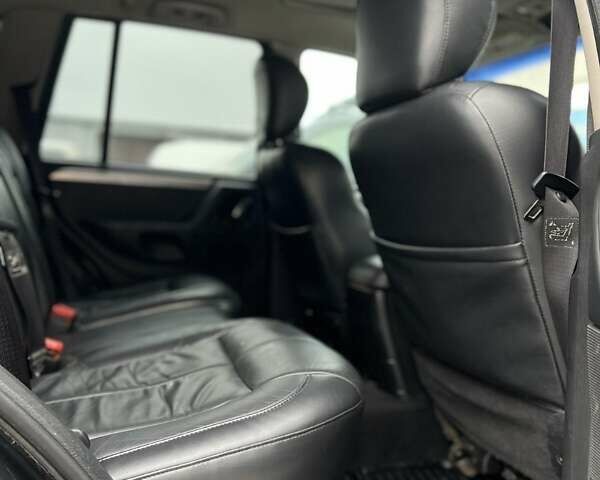 Черный Джип Гранд Чероки, объемом двигателя 2.69 л и пробегом 265 тыс. км за 4000 $, фото 9 на Automoto.ua