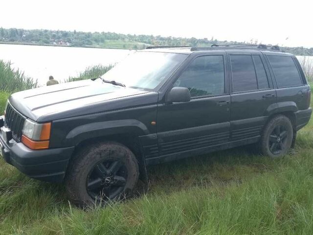 Чорний Джип Grand Cherokee, об'ємом двигуна 2.5 л та пробігом 356 тис. км за 3625 $, фото 1 на Automoto.ua