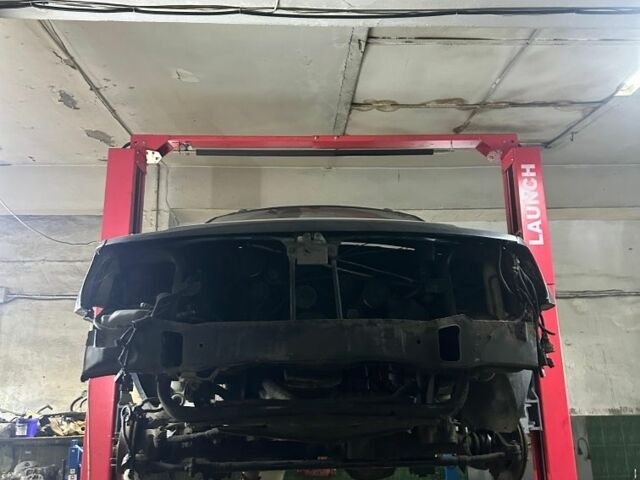 Чорний Джип Grand Cherokee, об'ємом двигуна 0 л та пробігом 300 тис. км за 3900 $, фото 2 на Automoto.ua