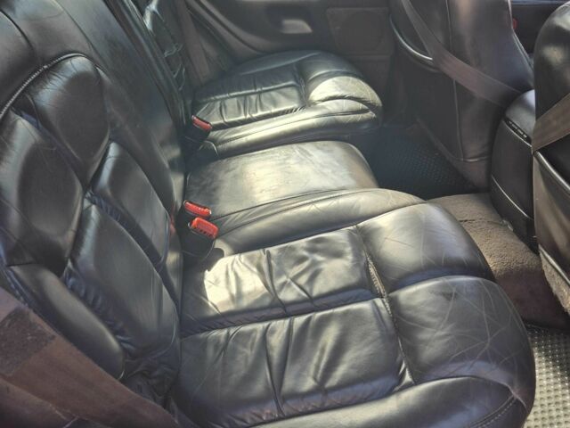 Черный Джип Гранд Чероки, объемом двигателя 3.1 л и пробегом 279 тыс. км за 6850 $, фото 10 на Automoto.ua