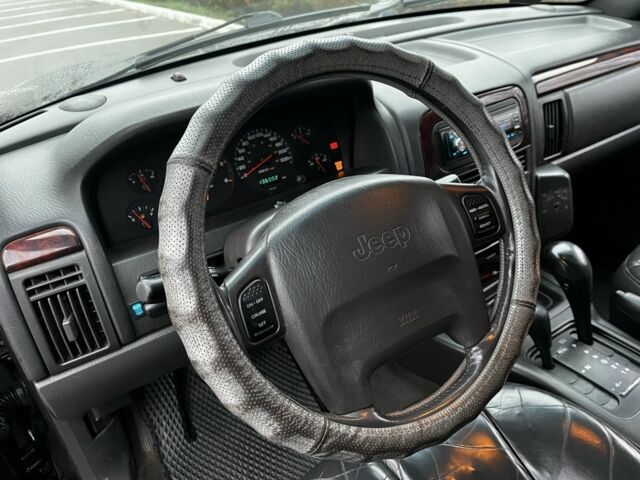 Черный Джип Гранд Чероки, объемом двигателя 3.1 л и пробегом 430 тыс. км за 3500 $, фото 10 на Automoto.ua