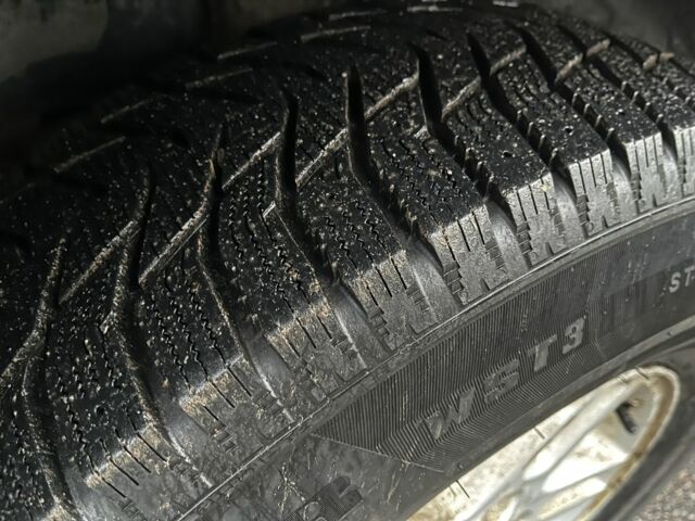 Черный Джип Гранд Чероки, объемом двигателя 3.1 л и пробегом 430 тыс. км за 3500 $, фото 9 на Automoto.ua