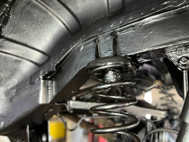 Черный Джип Гранд Чероки, объемом двигателя 4.7 л и пробегом 350 тыс. км за 11000 $, фото 22 на Automoto.ua