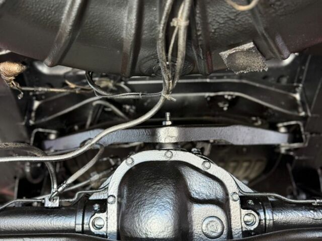 Черный Джип Гранд Чероки, объемом двигателя 4.7 л и пробегом 350 тыс. км за 11000 $, фото 19 на Automoto.ua