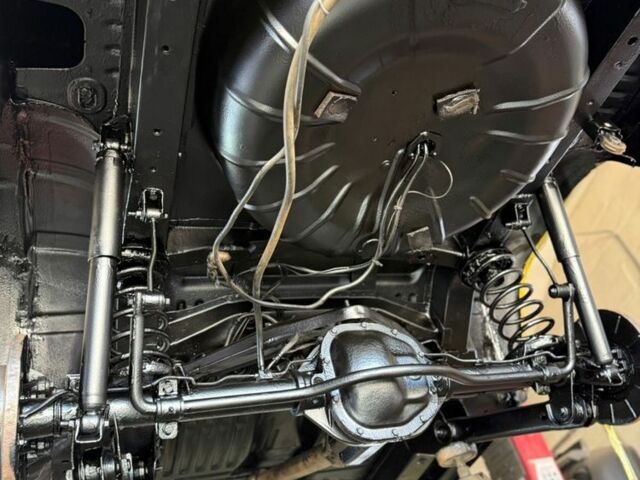 Черный Джип Гранд Чероки, объемом двигателя 4.7 л и пробегом 350 тыс. км за 11000 $, фото 21 на Automoto.ua