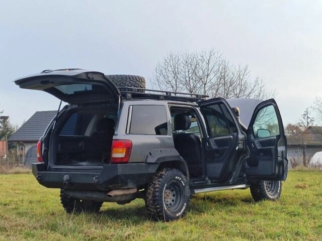 Чорний Джип Grand Cherokee, об'ємом двигуна 2.7 л та пробігом 246 тис. км за 3600 $, фото 4 на Automoto.ua