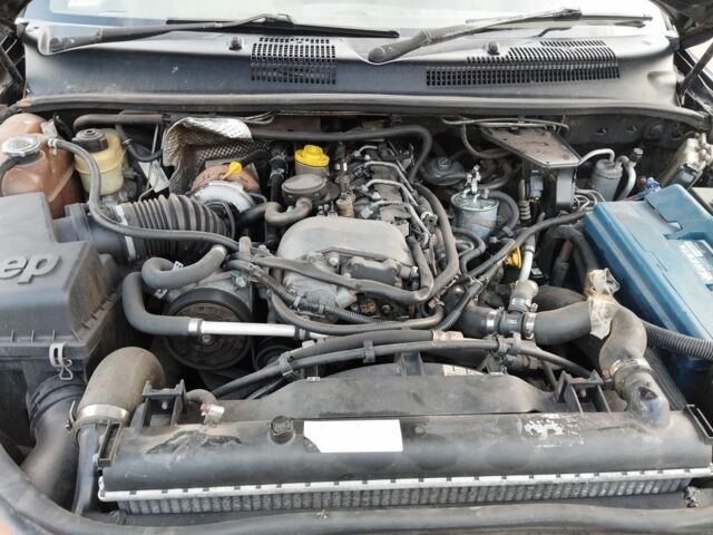 Чорний Джип Grand Cherokee, об'ємом двигуна 2.7 л та пробігом 180 тис. км за 3000 $, фото 7 на Automoto.ua