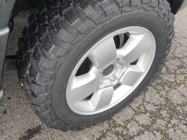 Чорний Джип Grand Cherokee, об'ємом двигуна 2.7 л та пробігом 272 тис. км за 2838 $, фото 13 на Automoto.ua