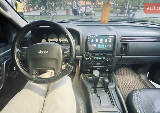 Джип Гранд Чероки 2002 в Днепре (Днепропетровске) на Automoto.ua Черный Джип Гранд Чероки, объемом двигателя 2.69 л и пробегом 400 тыс. км за 6000 $, фото 1 на Automoto.ua