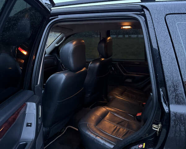 Чорний Джип Grand Cherokee, об'ємом двигуна 2.69 л та пробігом 300 тис. км за 9300 $, фото 17 на Automoto.ua