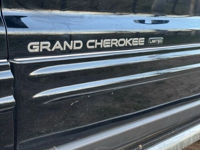 Чорний Джип Grand Cherokee, об'ємом двигуна 2.7 л та пробігом 288 тис. км за 7500 $, фото 1 на Automoto.ua