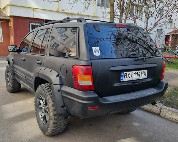 Черный Джип Гранд Чероки, объемом двигателя 2.69 л и пробегом 267 тыс. км за 12000 $, фото 7 на Automoto.ua