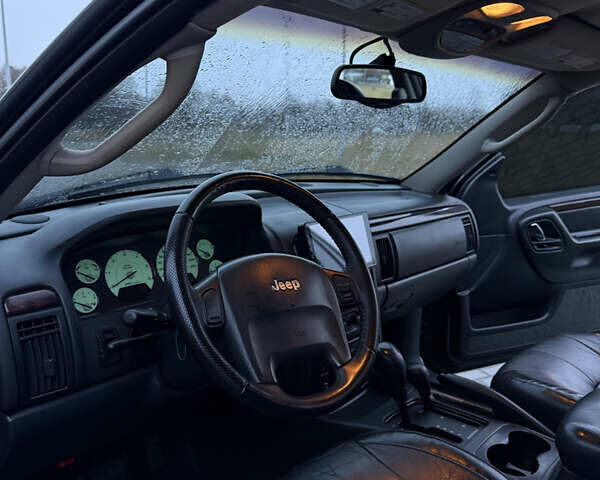 Чорний Джип Grand Cherokee, об'ємом двигуна 2.69 л та пробігом 300 тис. км за 9300 $, фото 5 на Automoto.ua