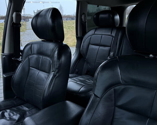 Чорний Джип Grand Cherokee, об'ємом двигуна 2.69 л та пробігом 300 тис. км за 9300 $, фото 20 на Automoto.ua