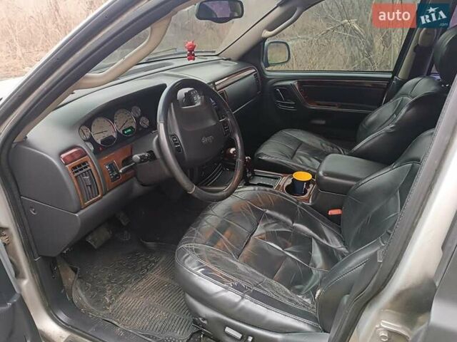 Черный Джип Гранд Чероки, объемом двигателя 2.69 л и пробегом 380 тыс. км за 4700 $, фото 9 на Automoto.ua