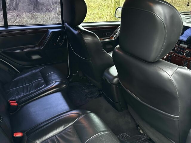 Чорний Джип Grand Cherokee, об'ємом двигуна 2.7 л та пробігом 370 тис. км за 4500 $, фото 17 на Automoto.ua