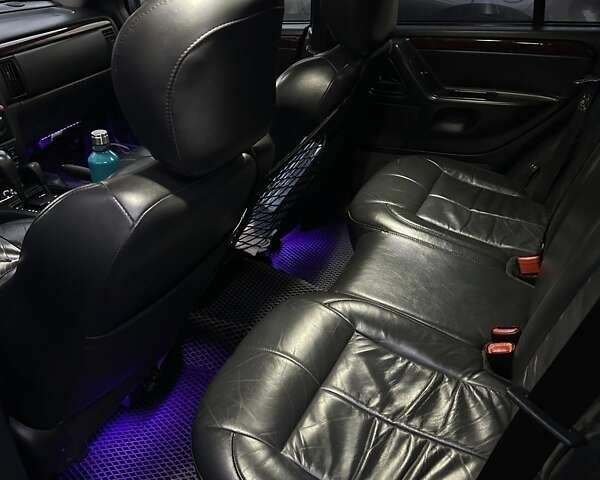 Джип Гранд Чероки 2003 в Измаиле на Automoto.ua Черный Джип Гранд Чероки, объемом двигателя 2.7 л и пробегом 370 тыс. км за 8500 $, фото 18 на Automoto.ua