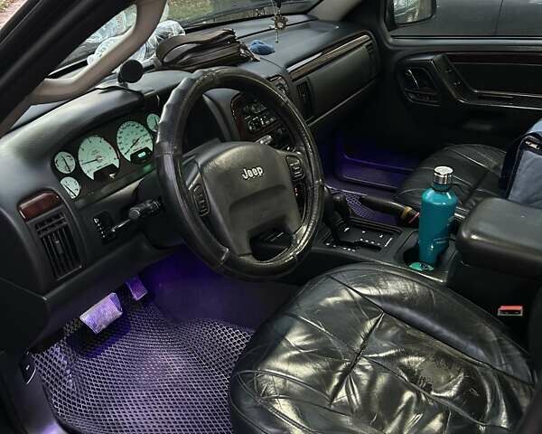 Джип Гранд Чероки 2003 в Измаиле на Automoto.ua Черный Джип Гранд Чероки, объемом двигателя 2.7 л и пробегом 370 тыс. км за 8500 $, фото 22 на Automoto.ua