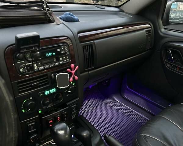 Джип Гранд Чероки 2003 в Измаиле на Automoto.ua Черный Джип Гранд Чероки, объемом двигателя 2.7 л и пробегом 370 тыс. км за 8500 $, фото 28 на Automoto.ua