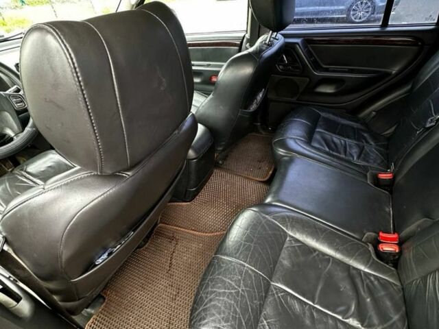 Черный Джип Гранд Чероки, объемом двигателя 2.7 л и пробегом 3 тыс. км за 4500 $, фото 6 на Automoto.ua