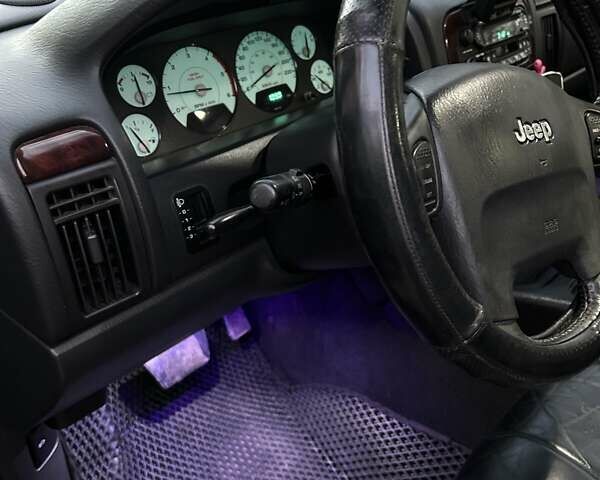 Джип Гранд Чероки 2003 в Измаиле на Automoto.ua Черный Джип Гранд Чероки, объемом двигателя 2.7 л и пробегом 370 тыс. км за 8500 $, фото 17 на Automoto.ua