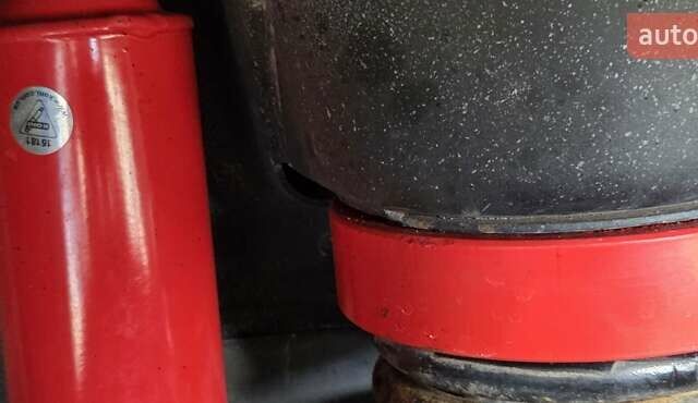 Чорний Джип Grand Cherokee, об'ємом двигуна 2.69 л та пробігом 270 тис. км за 9350 $, фото 4 на Automoto.ua