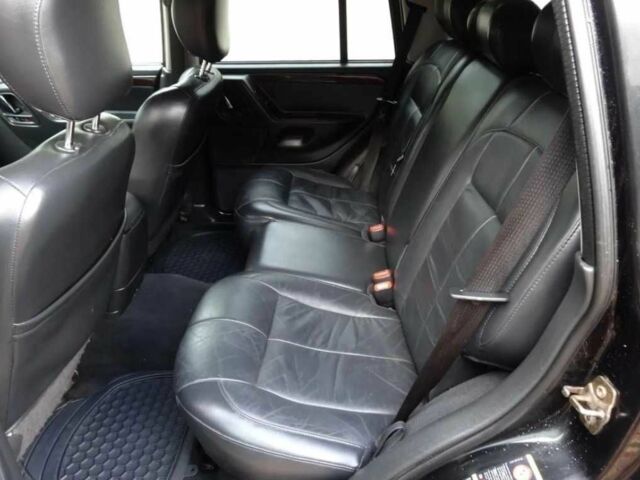 Чорний Джип Grand Cherokee, об'ємом двигуна 2.7 л та пробігом 275 тис. км за 3250 $, фото 7 на Automoto.ua