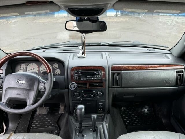 Чорний Джип Grand Cherokee, об'ємом двигуна 2.7 л та пробігом 320 тис. км за 4525 $, фото 3 на Automoto.ua