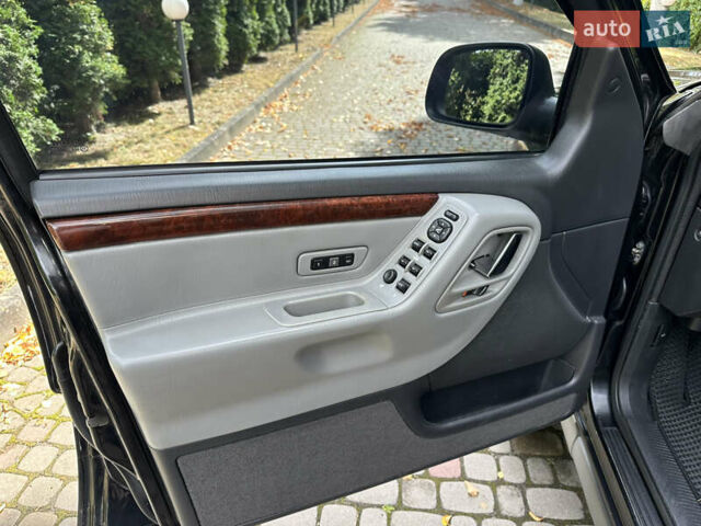 Чорний Джип Grand Cherokee, об'ємом двигуна 2.69 л та пробігом 286 тис. км за 16000 $, фото 20 на Automoto.ua
