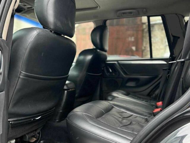 Черный Джип Гранд Чероки, объемом двигателя 2.7 л и пробегом 260 тыс. км за 4000 $, фото 11 на Automoto.ua