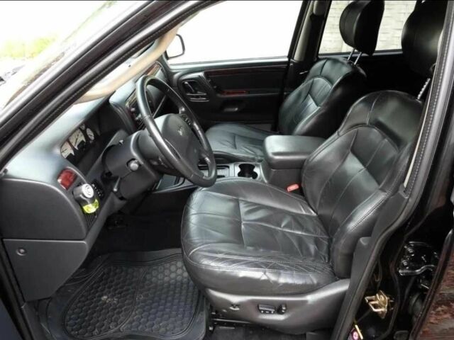 Чорний Джип Grand Cherokee, об'ємом двигуна 2.7 л та пробігом 275 тис. км за 3250 $, фото 5 на Automoto.ua