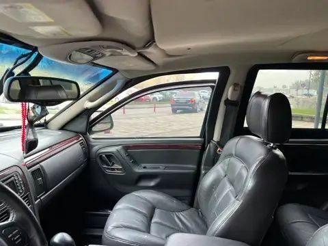 Черный Джип Гранд Чероки, объемом двигателя 2.7 л и пробегом 265 тыс. км за 3200 $, фото 10 на Automoto.ua