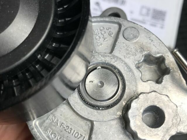 Черный Джип Гранд Чероки, объемом двигателя 2.7 л и пробегом 156 тыс. км за 6000 $, фото 17 на Automoto.ua