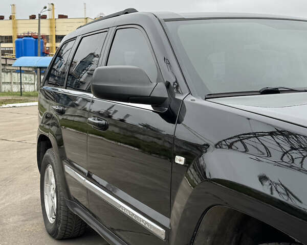 Черный Джип Гранд Чероки, объемом двигателя 2.99 л и пробегом 350 тыс. км за 9350 $, фото 8 на Automoto.ua