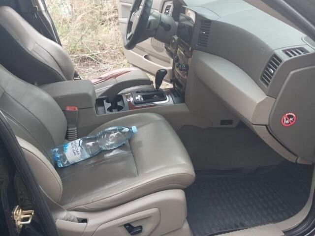 Черный Джип Гранд Чероки, объемом двигателя 3 л и пробегом 300 тыс. км за 5500 $, фото 14 на Automoto.ua