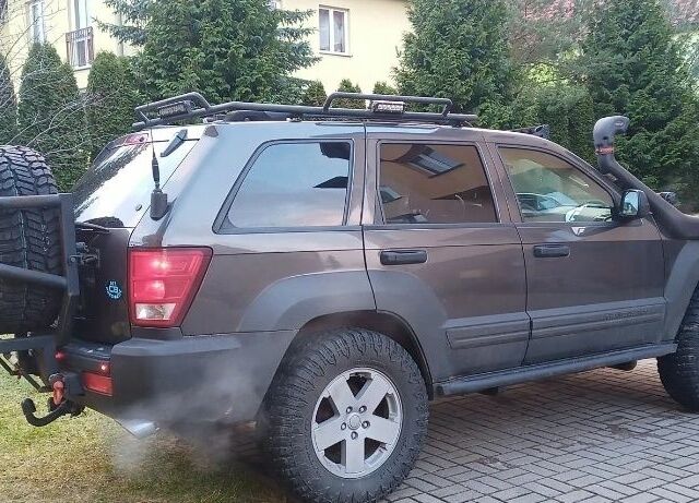 Чорний Джип Grand Cherokee, об'ємом двигуна 0 л та пробігом 264 тис. км за 3850 $, фото 3 на Automoto.ua