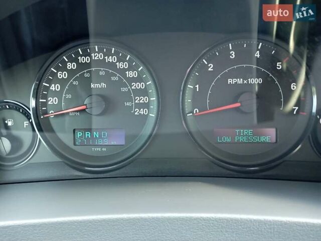 Чорний Джип Grand Cherokee, об'ємом двигуна 2.99 л та пробігом 271 тис. км за 12000 $, фото 7 на Automoto.ua